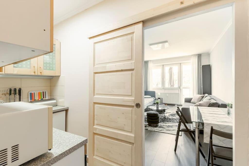 Lovely 1 Bedroom Flat - Gazdagret Budapest Eksteriør bilde