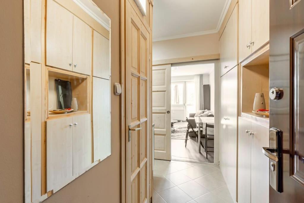 Lovely 1 Bedroom Flat - Gazdagret Budapest Eksteriør bilde